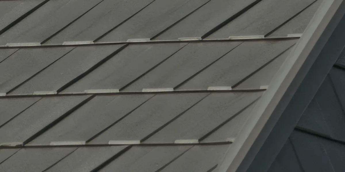 Seamless gutters and downspout detail